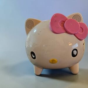 Hello Kitty White Wireless Speaker with Pink Bow Accent